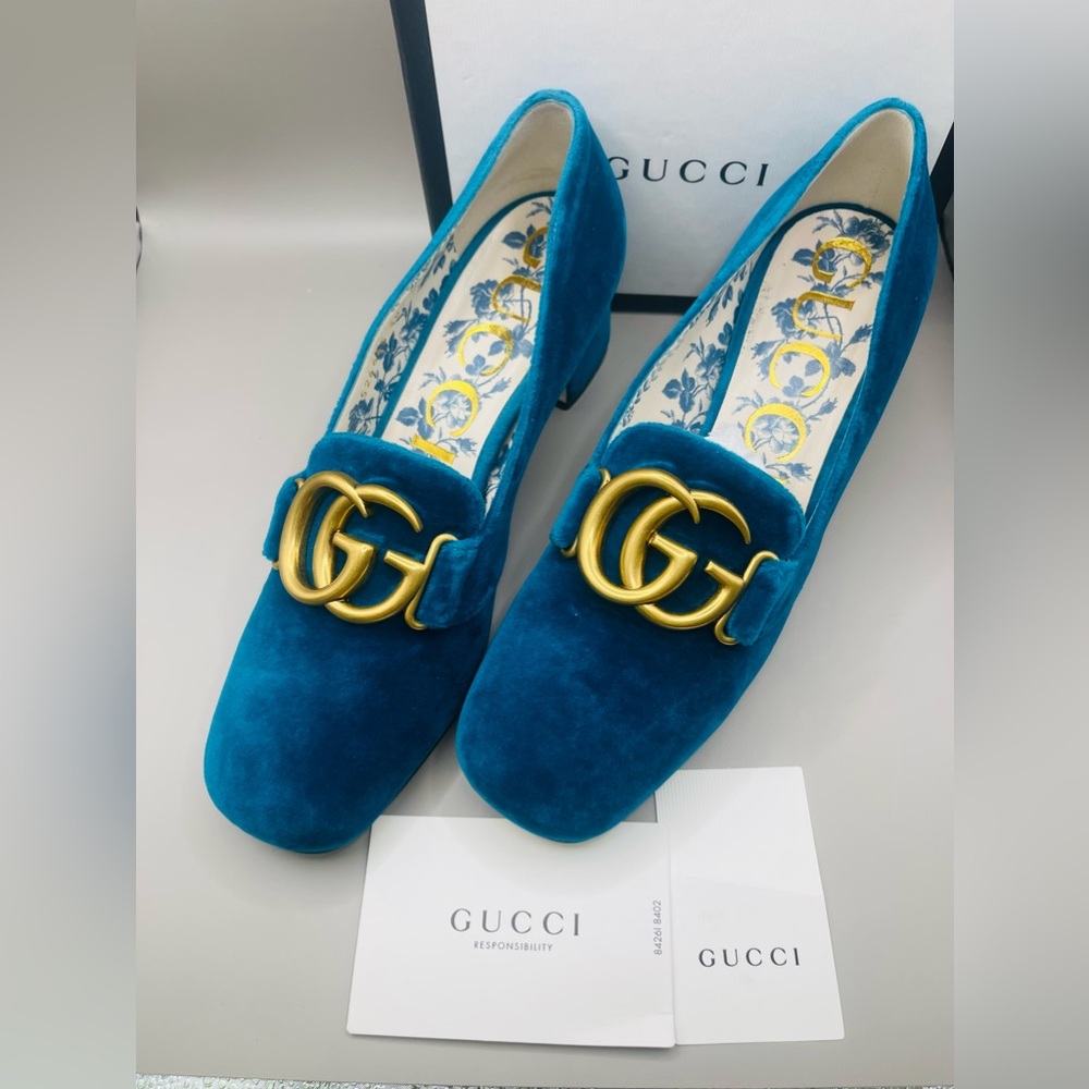 GUCCI Women’s Velvet Shoes